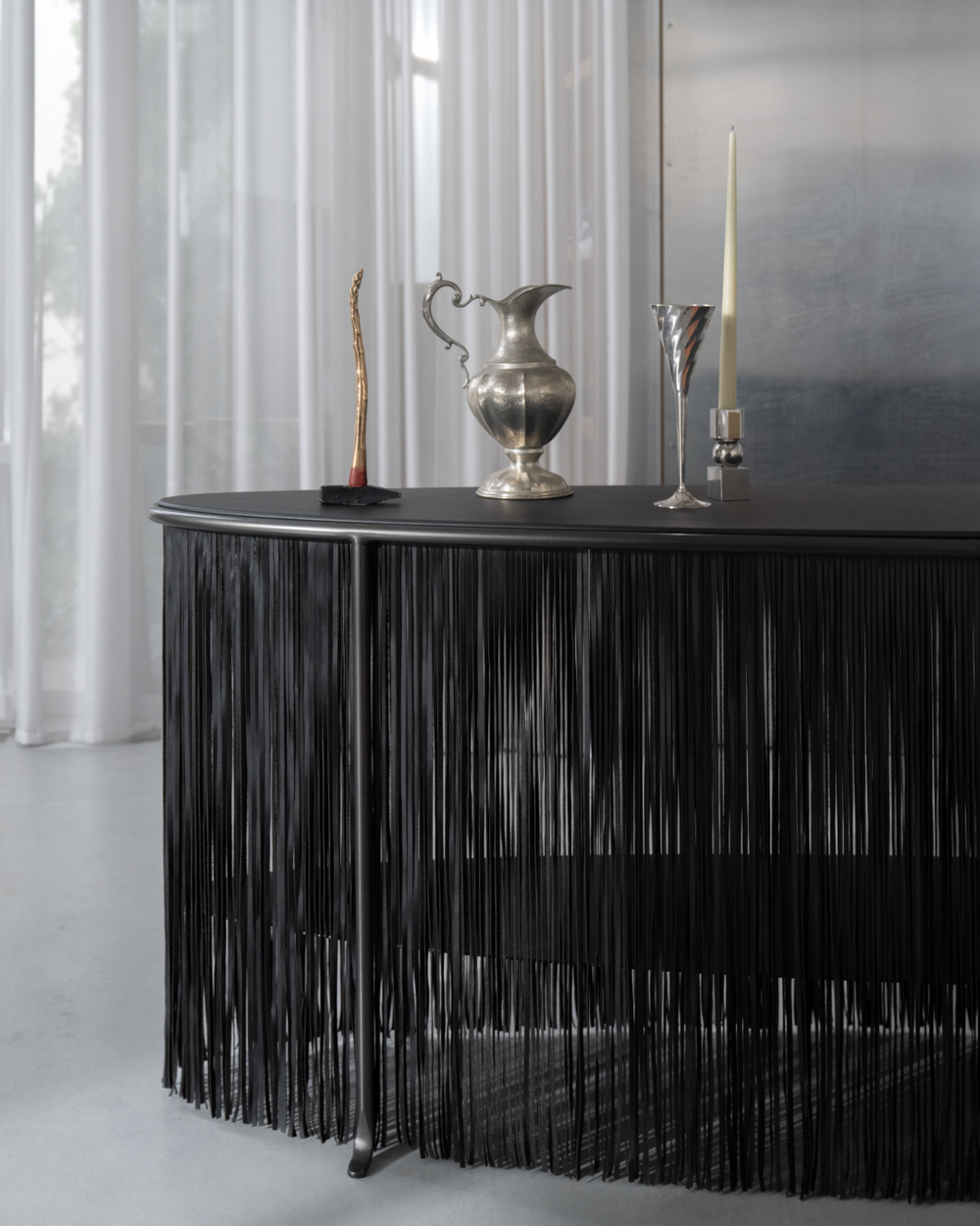 Dozie Kanu table Collection para a Knoll