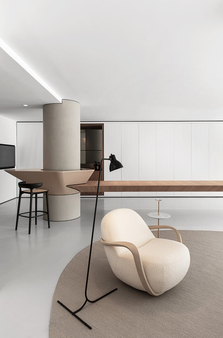 Poltrona May de Jader Almeida