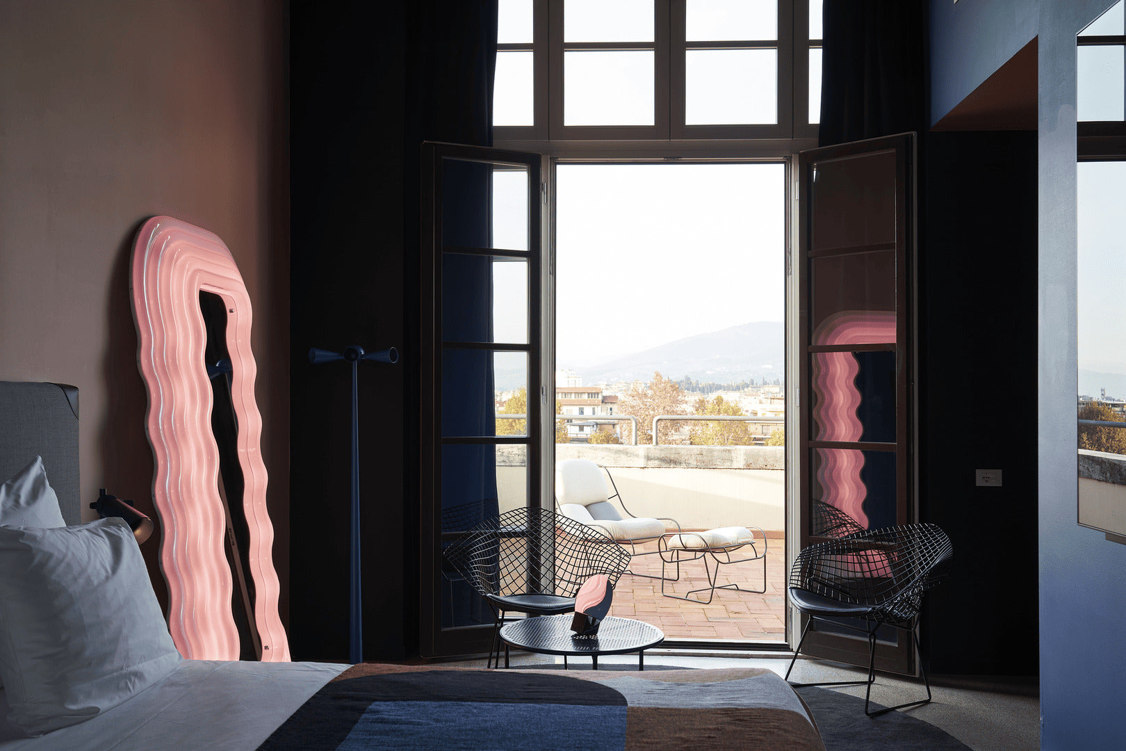 POLTRONOVA